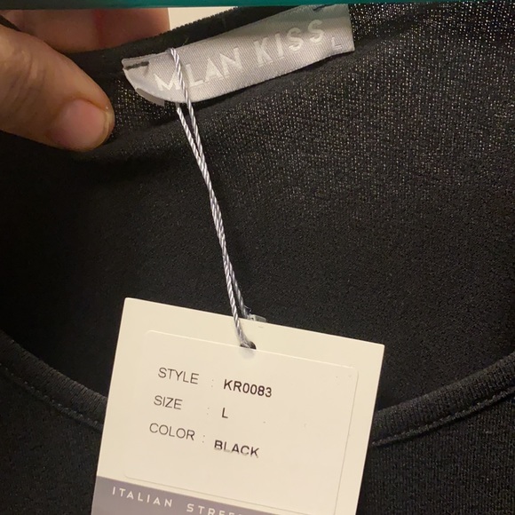 Black tunic with cut out arm detail - Picture 3 of 3